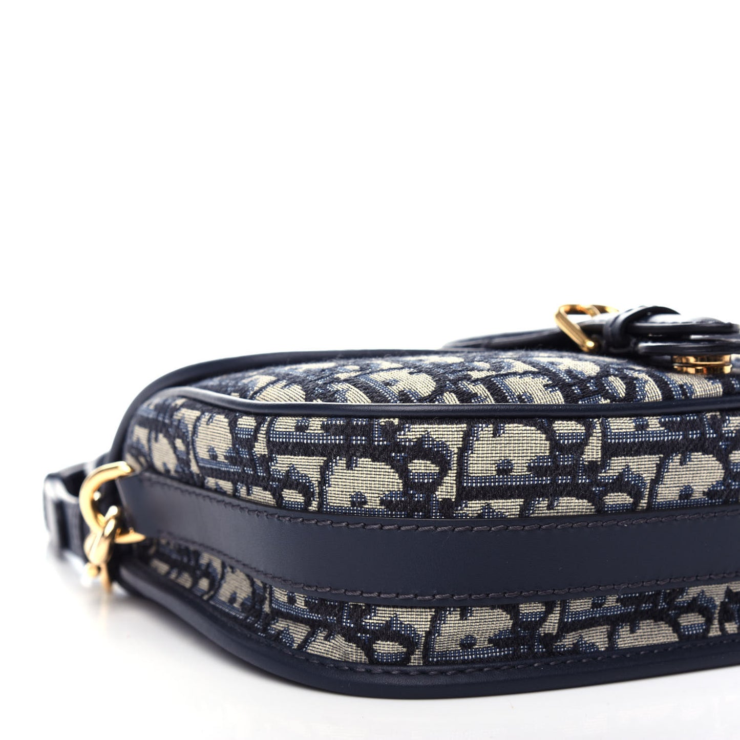 Oblique Medium Bobby Flap Blue