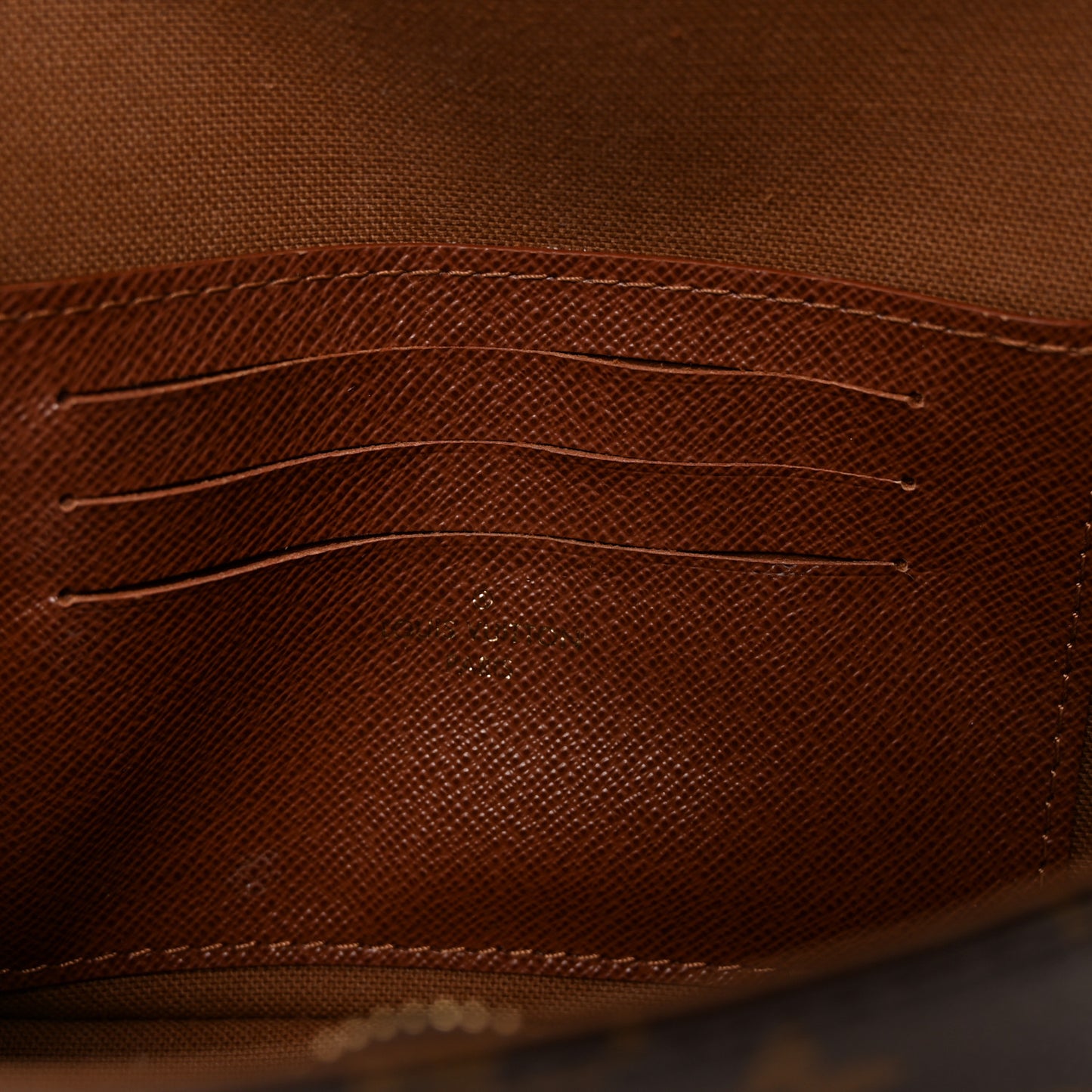 Monogram Ivy Wallet On Chain