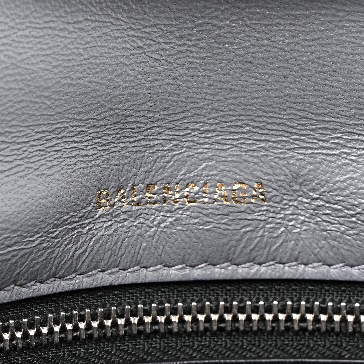 Balenciaga Signature Grained Calfskin Logo S Ville Day Bag Gris Perle Fonce White 7 of 14