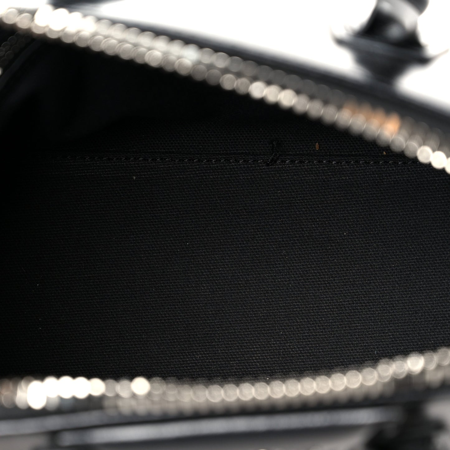 Shiny Lord Calfskin Mini Antigona Black