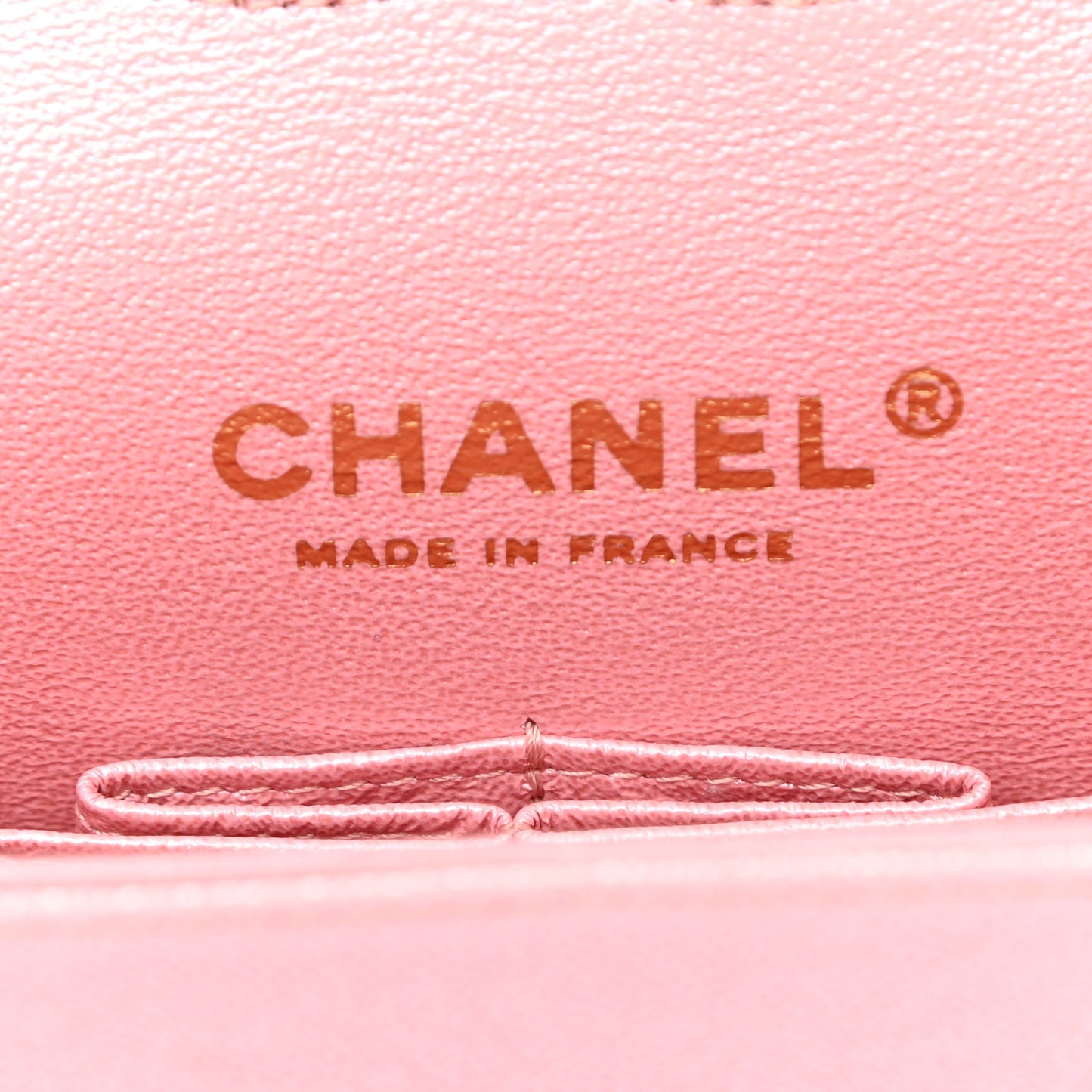 Iridescent Caviar Quilted Medium Double Flap Light Pink