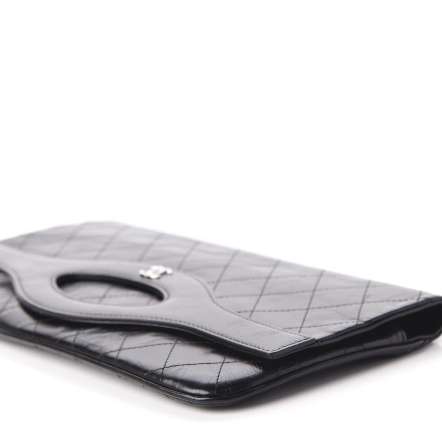 Shiny Crumpled Calfskin Small 31 Pouch Black