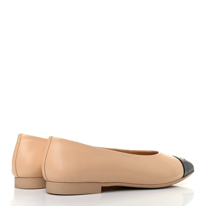 Chanel Lambskin Cap Toe CC Flats 37.5 Beige Black 3 of 6