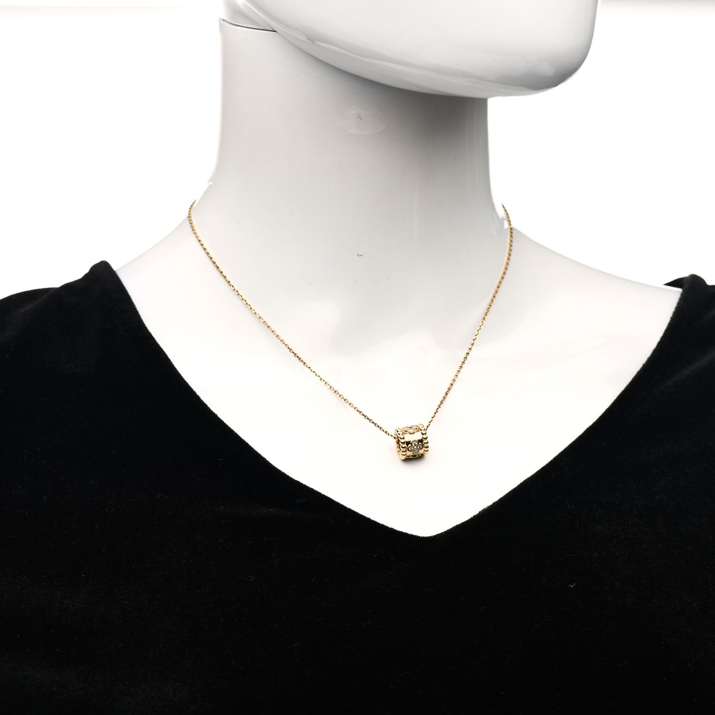 18K Yellow Gold Diamond Small Perlee Clovers Pendant Necklace