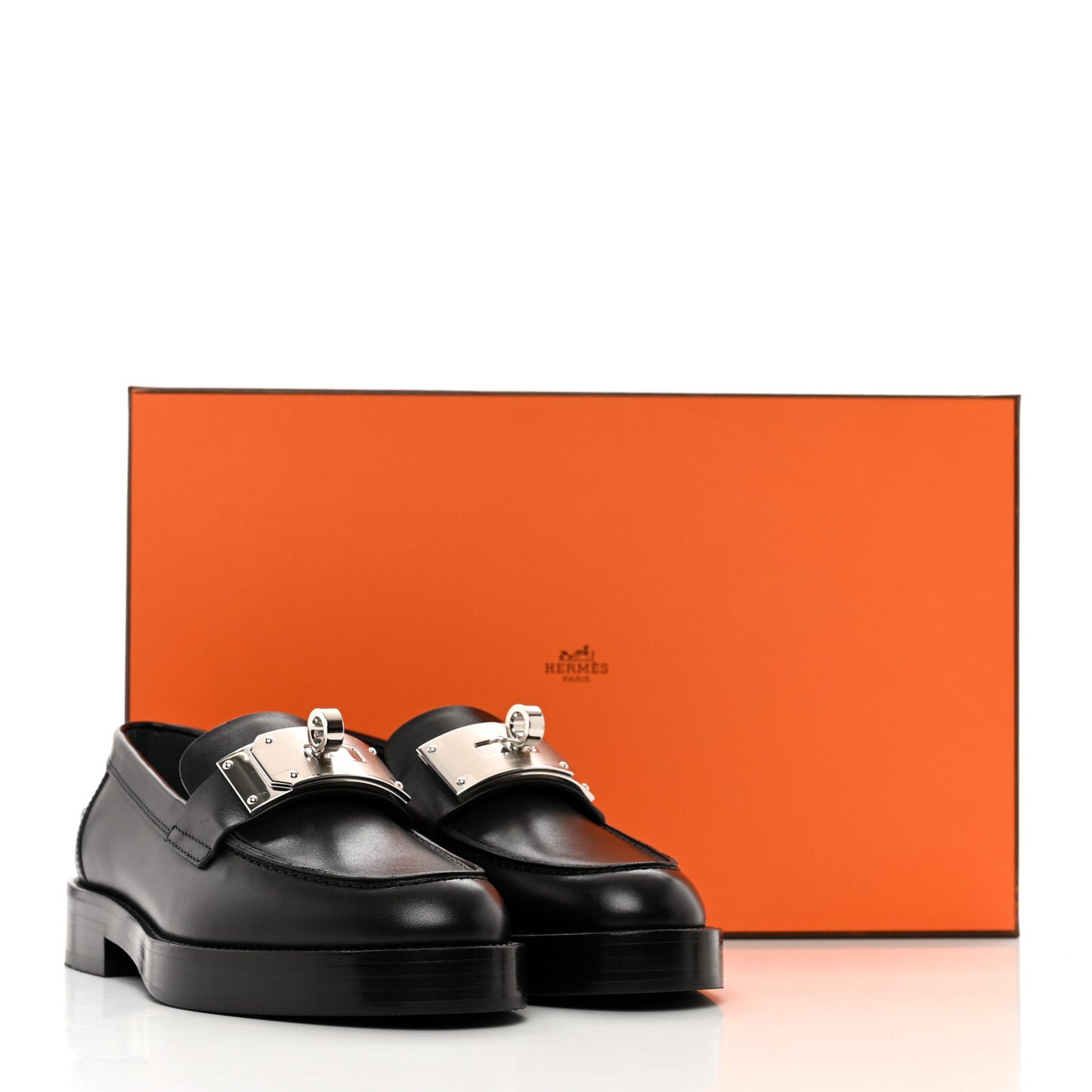 Calfskin Womens Hot Loafer 35 Black