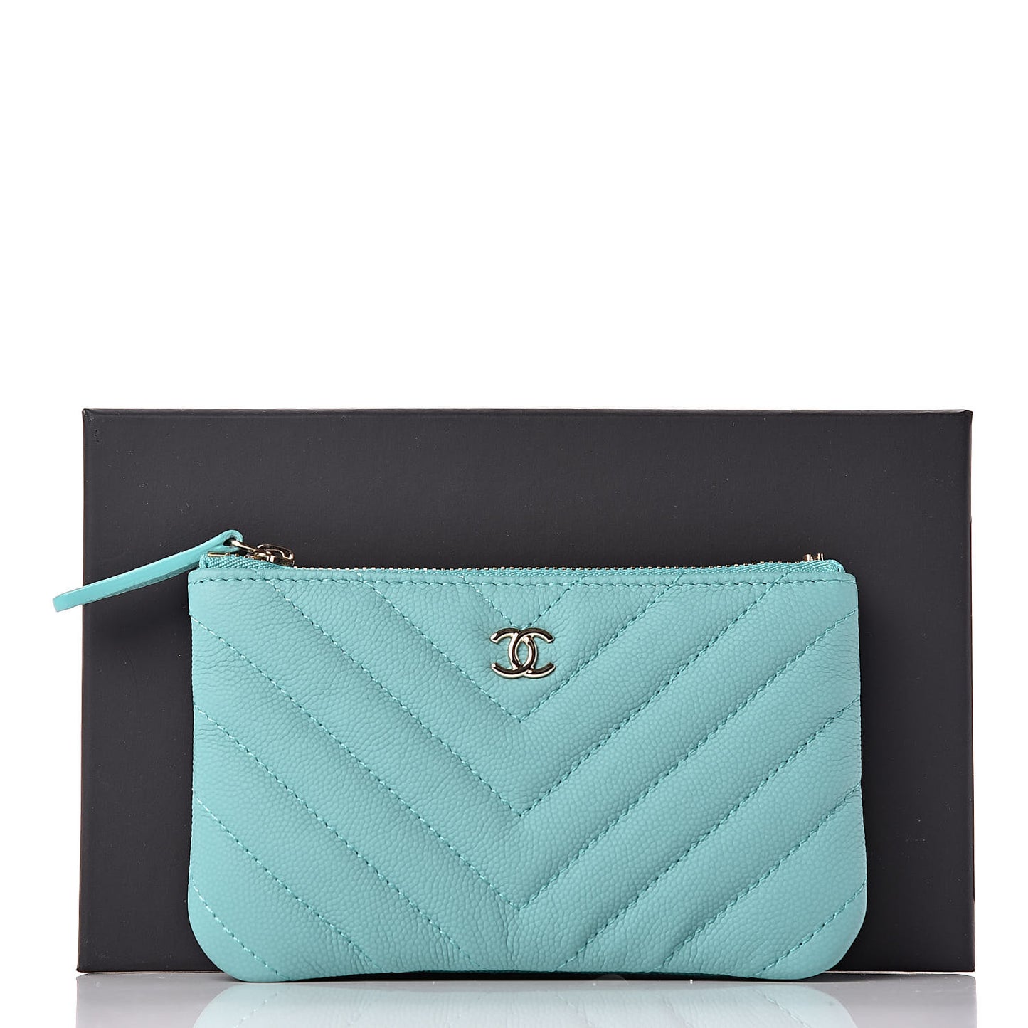 Caviar Chevron Quilted Small Cosmetic Case Green