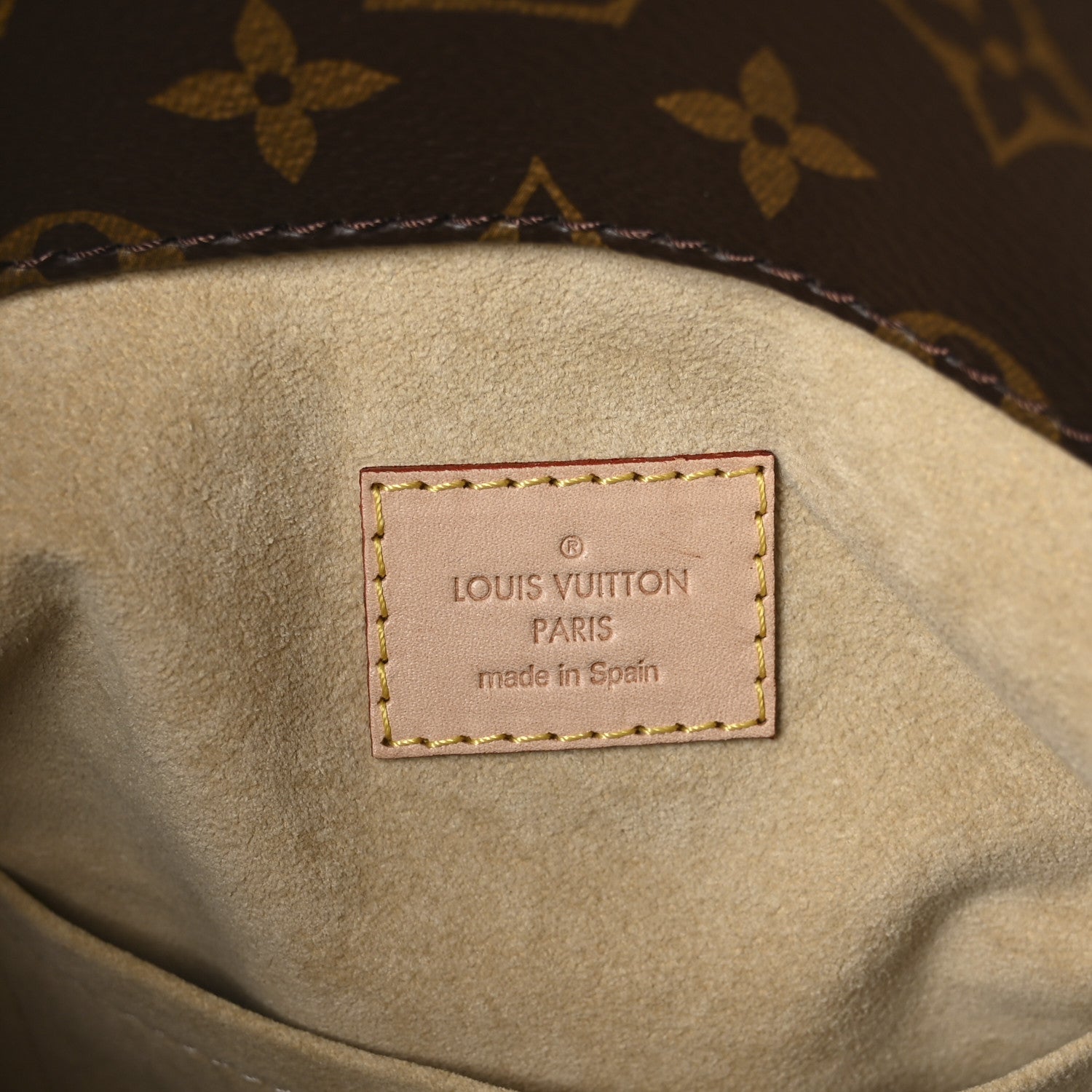 Louis Vuitton Monogram Artsy MM 6 of 10