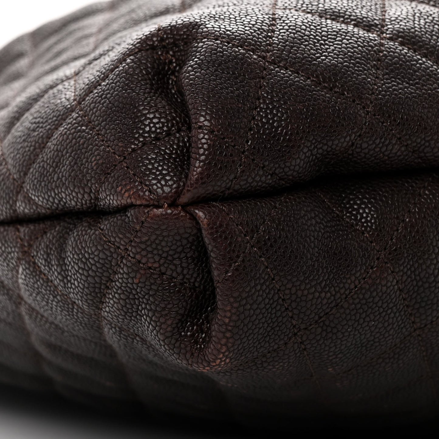 Distressed Glazed Caviar Quilted Large Elastic Tote Brown
