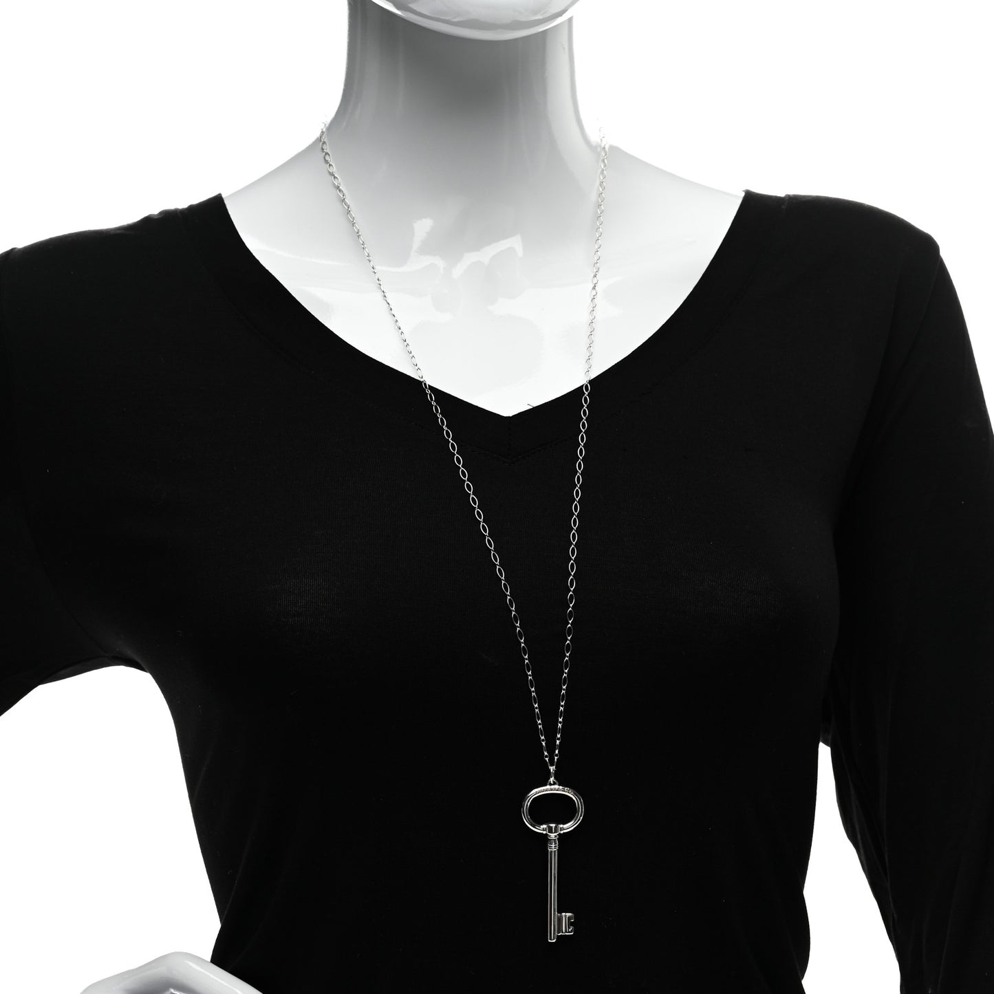 Sterling Silver Oval Key Pendant Link Necklace