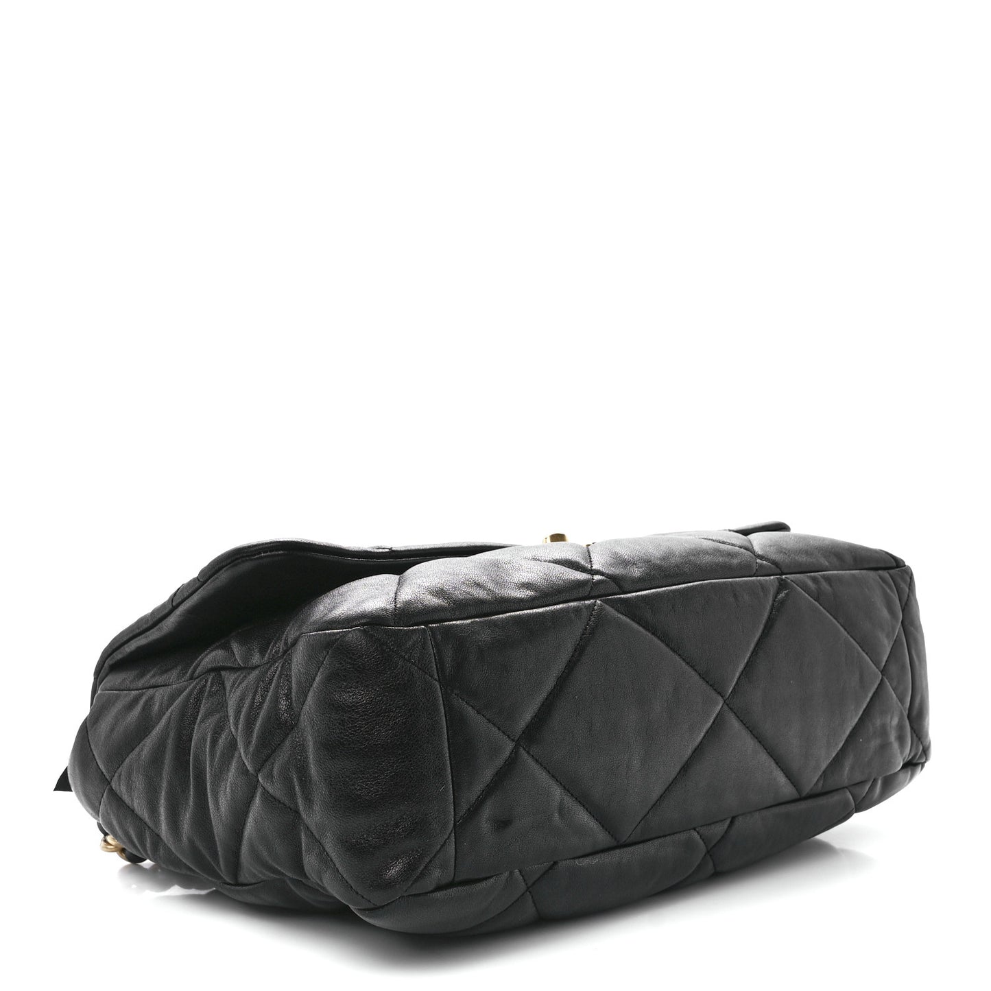 Lambskin Quilted Maxi Chanel 19 Flap Black