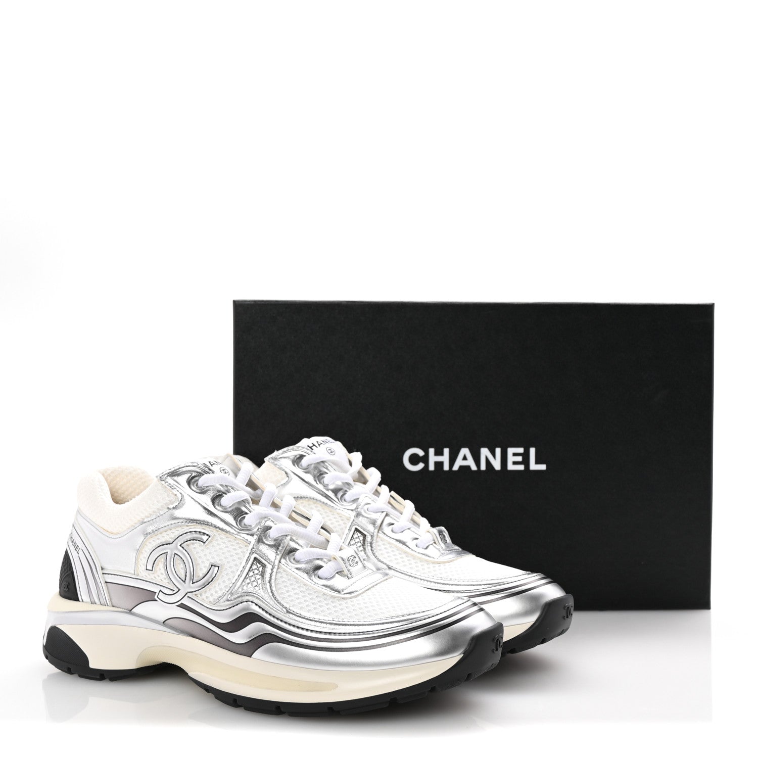 Chanel Fabric Laminated Calfskin Stretch CC Womens Sneakers 40 White Silver 10 of 10