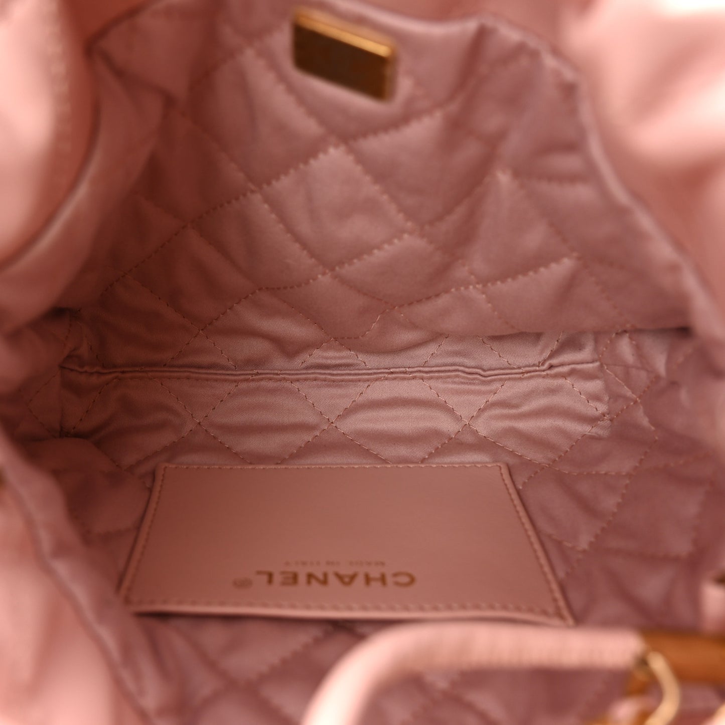 Shiny Calfskin Quilted Mini Chanel 22 Light Pink