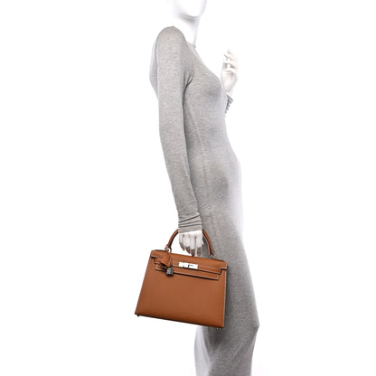 Hermes Epsom Kelly Sellier 28 Gold 2 of 11