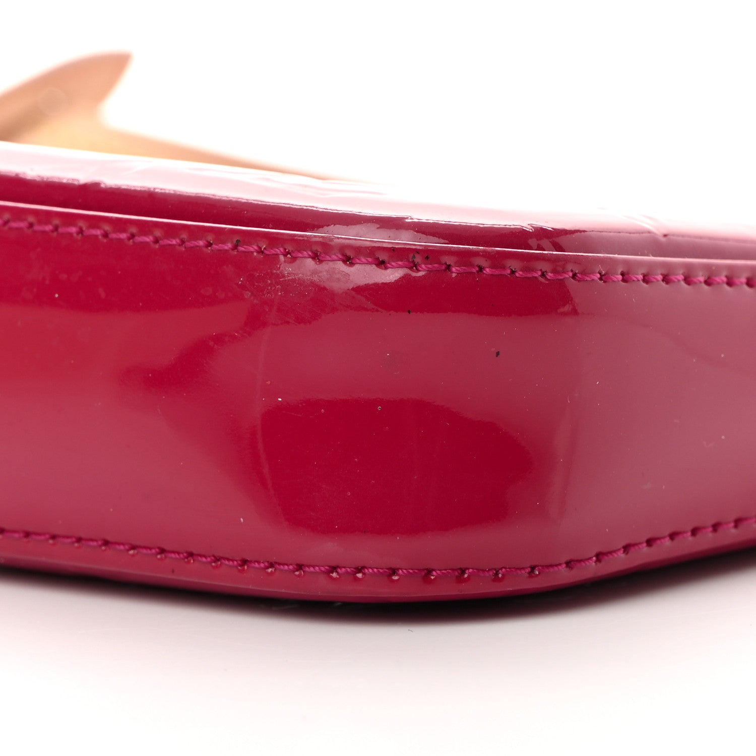 Louis Vuitton Vernis Pochette Accessories NM Rose Indien 10 of 13