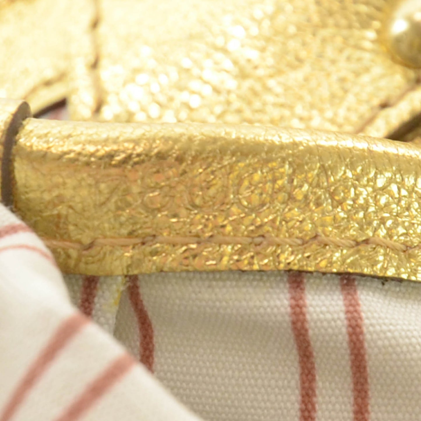 Antigua Theda GM Gold