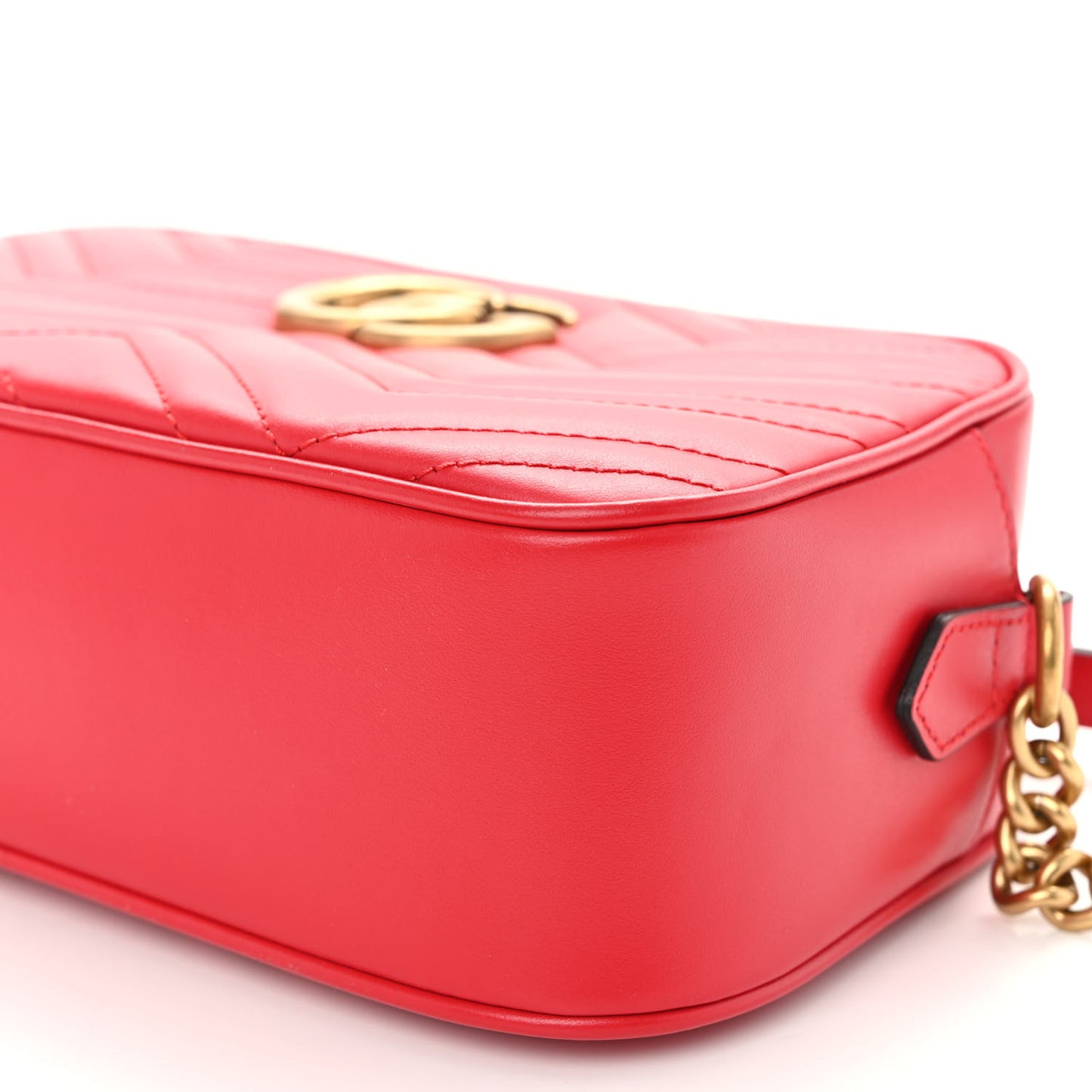 Calfskin Matelasse Small GG Marmont Chain Shoulder Bag Hibiscus Red