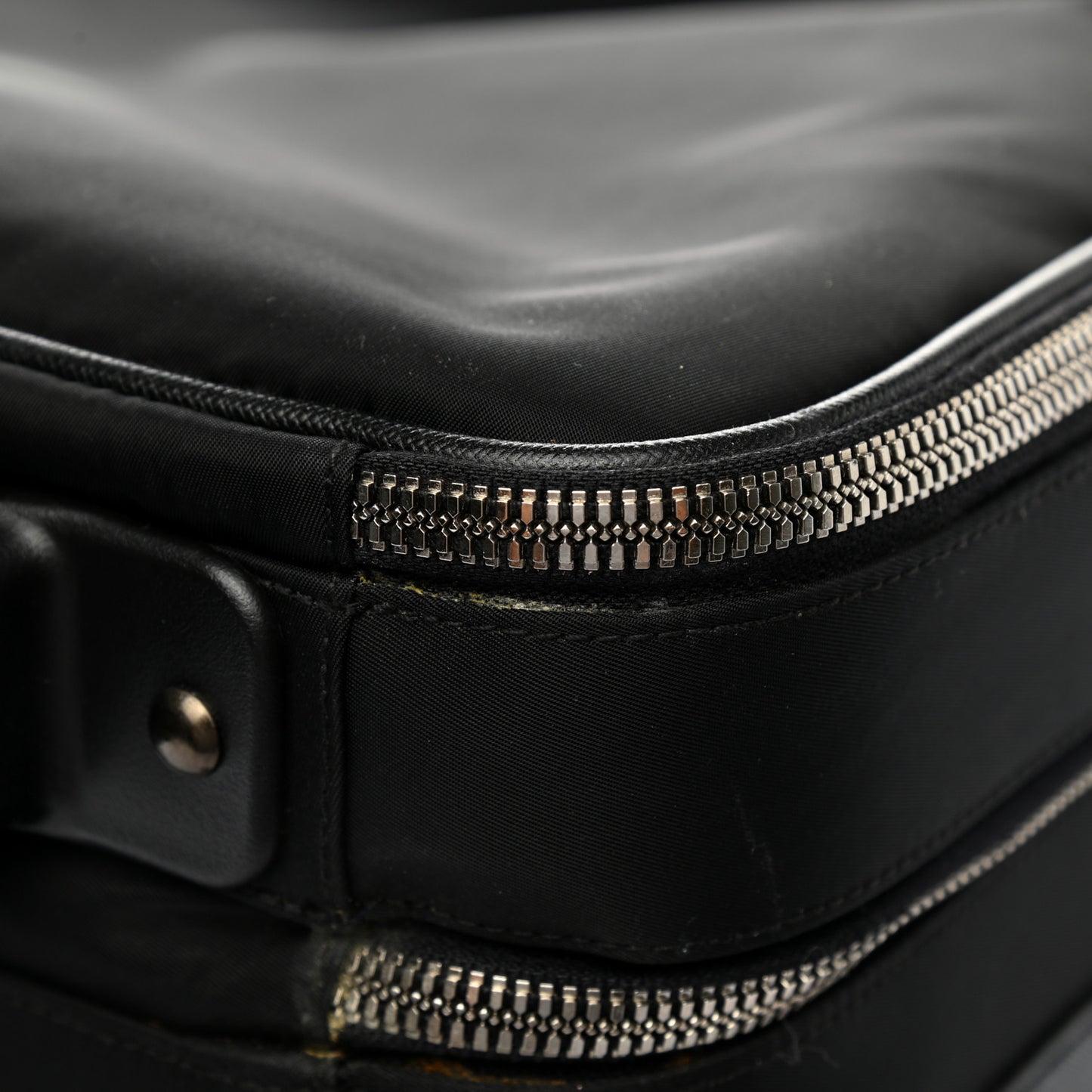 Tessuto Nylon Saffiano Trolley Luggage Black