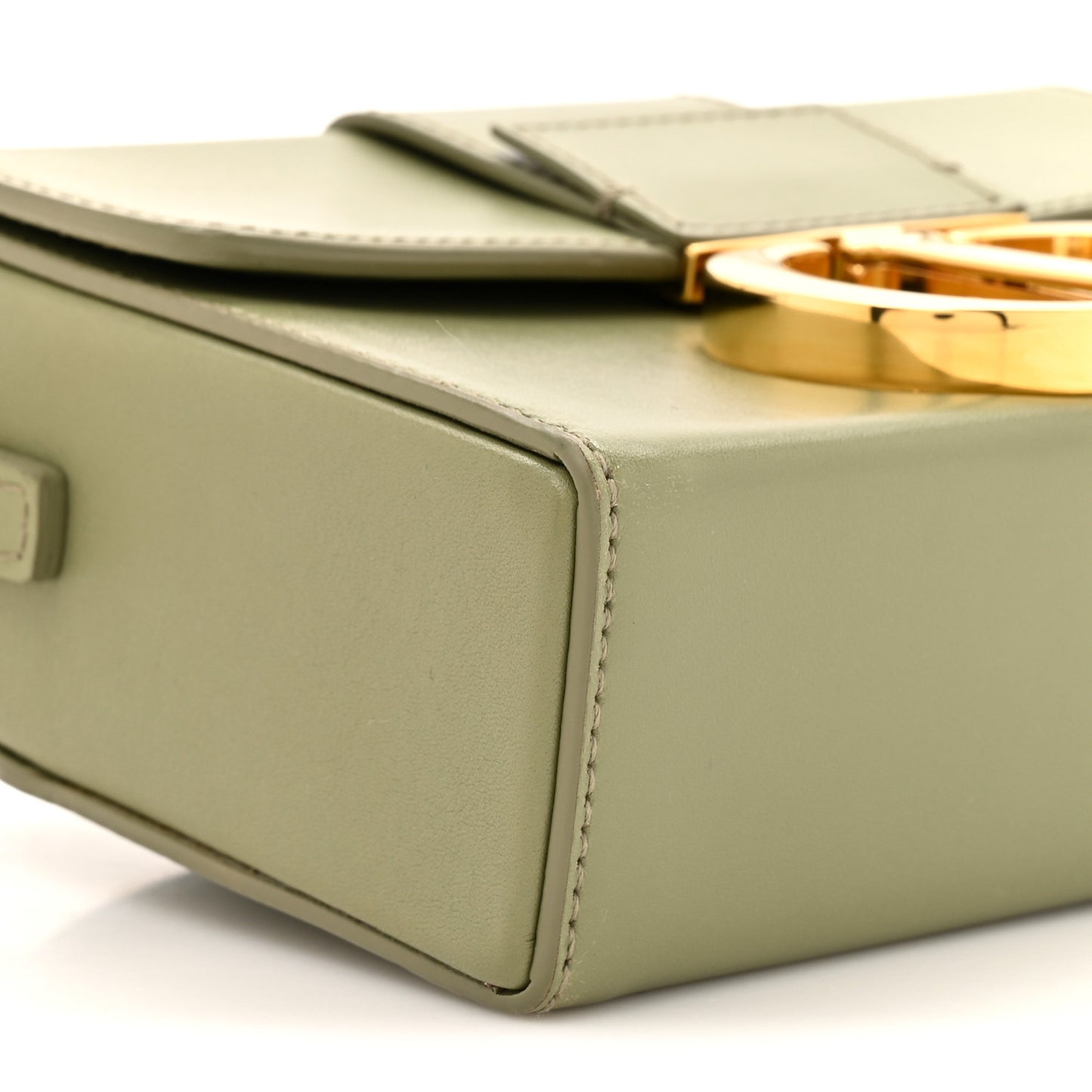 Box Calfskin 30 Montaigne Box Bag Mint Green