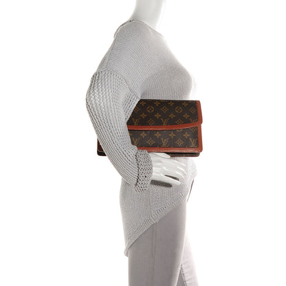 Louis Vuitton Monogram Pochette Dame 29 2 of 7
