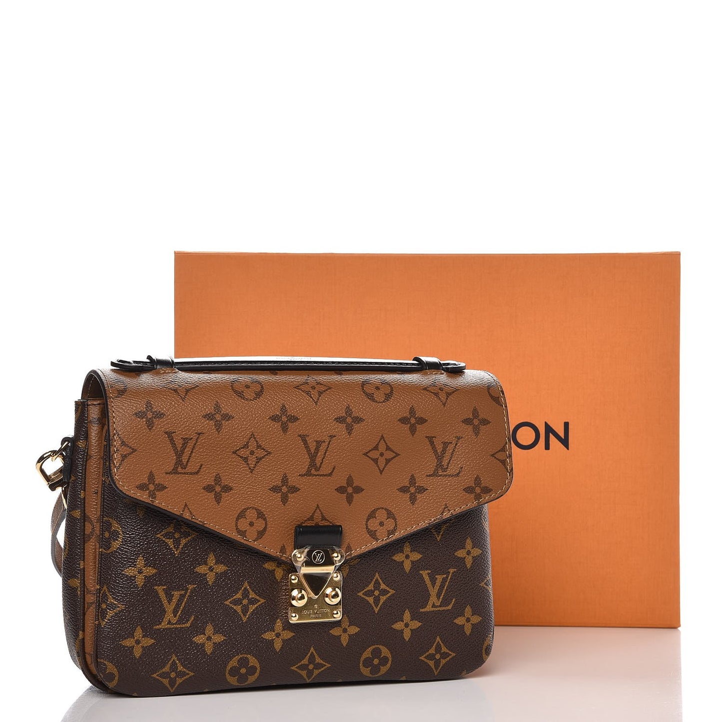 Reverse Monogram Pochette Metis