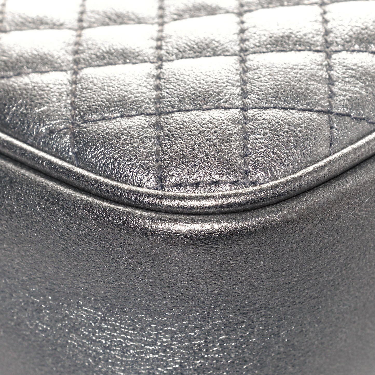 Laminated Nappa Web Trapuntata Small GG Shoulder Bag Argento