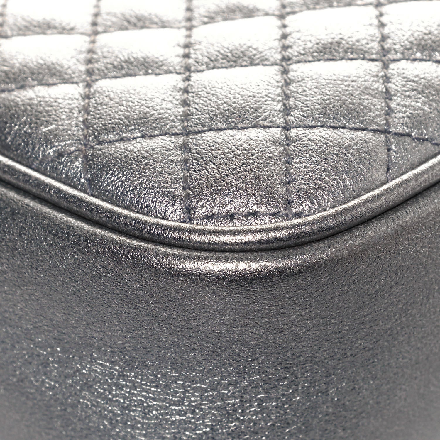 Gucci Laminated Nappa Web Trapuntata Small GG Shoulder Bag Argento 11 of 12