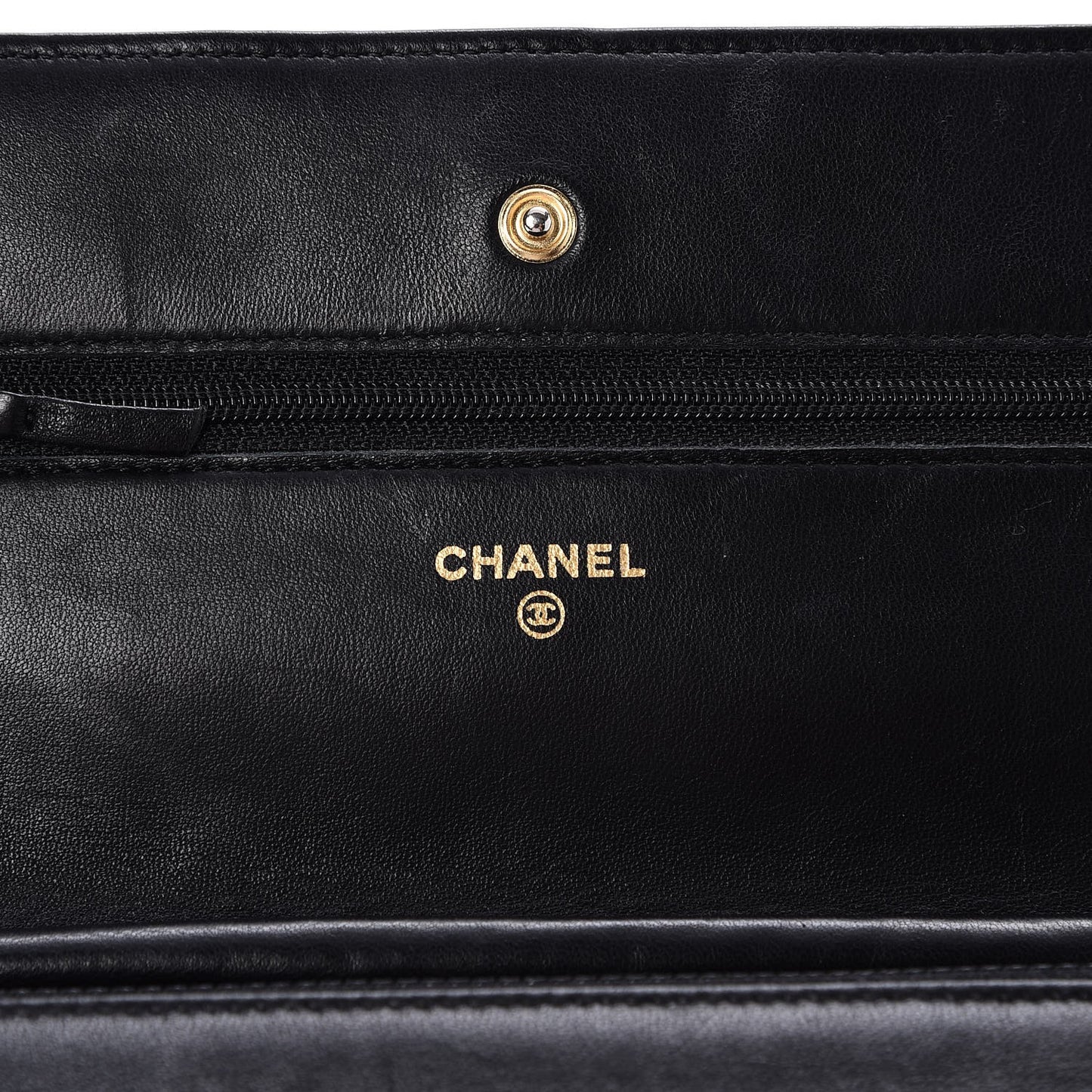 Lambskin Quilted Wallet On Chain WOC Black