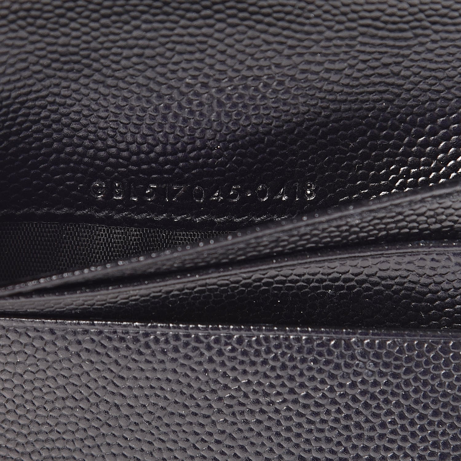 Saint Laurent Grain De Poudre Matelasse Chevron Monogram Zipped Card Case Black 7 of 9