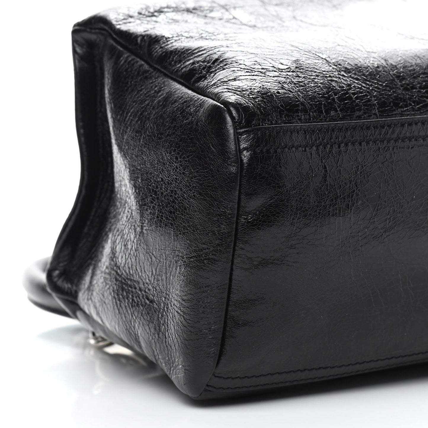 Crackled Patent 4G Small Pandora Black