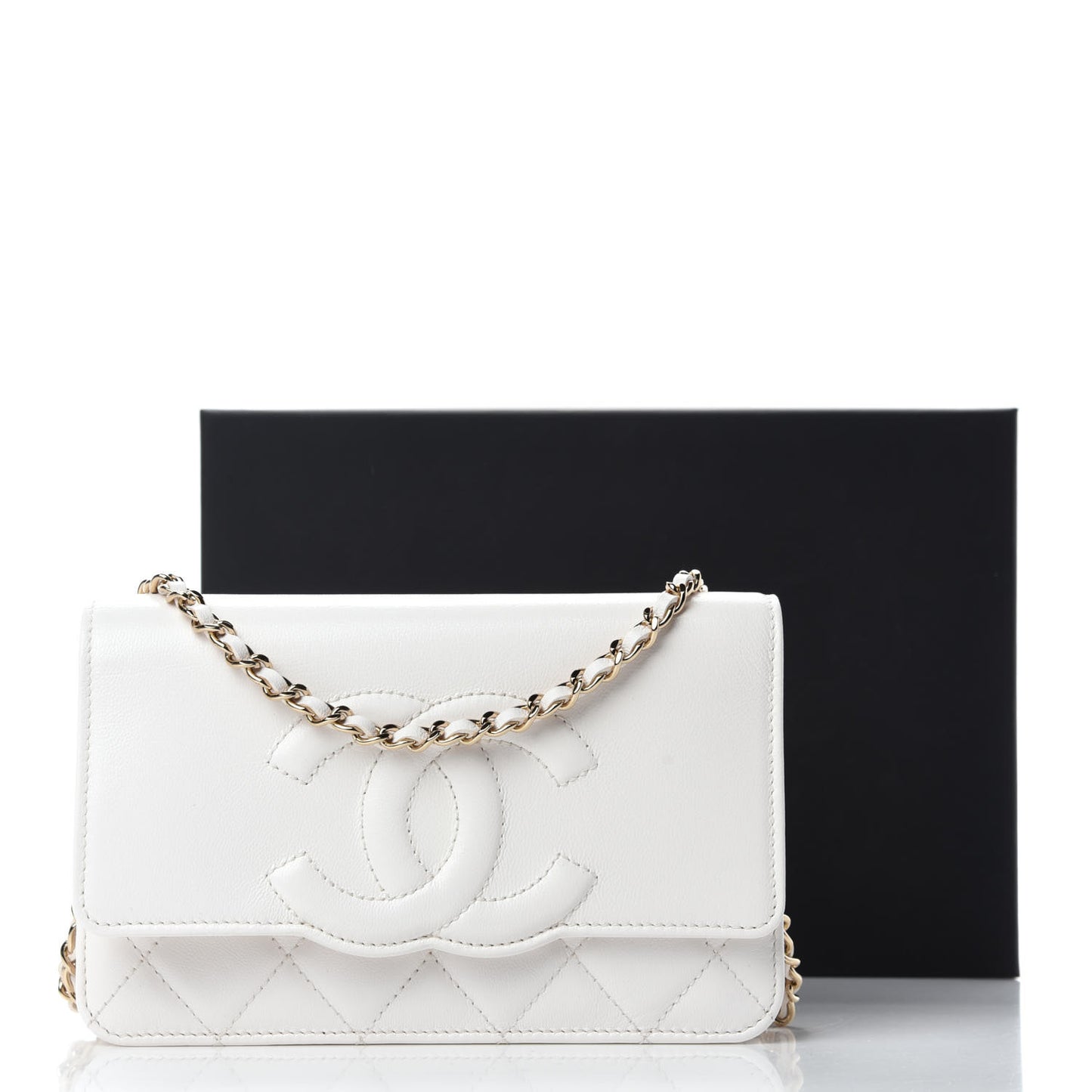 Goatskin Quilted Timeless CC Wallet On Chain WOC White
