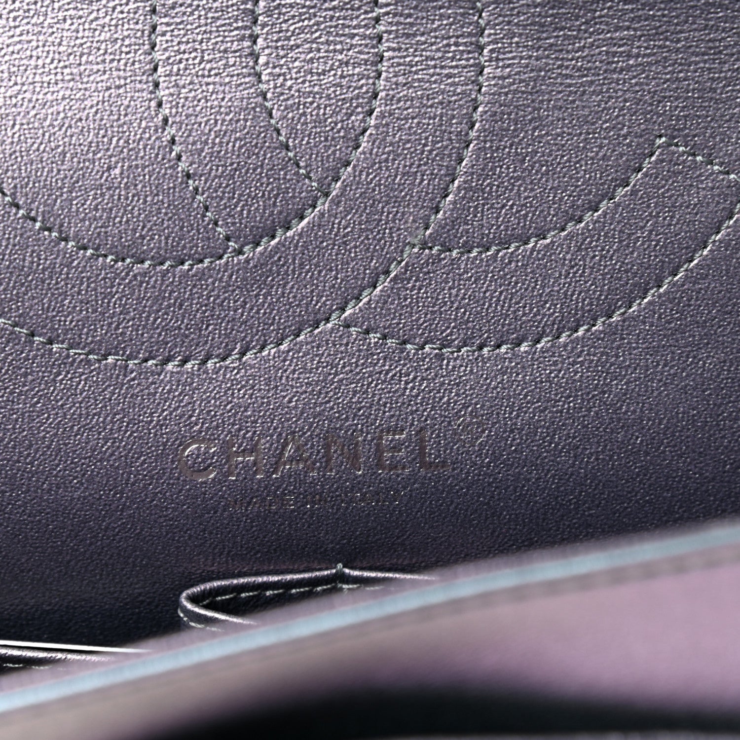 Chanel Iridescent Lambskin Quilted 2.55 Reissue 225 Flap Light Purple 6 of 9