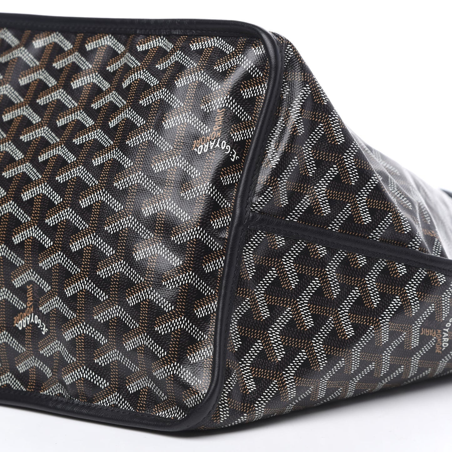 Goyardine Reversible Anjou GM Black