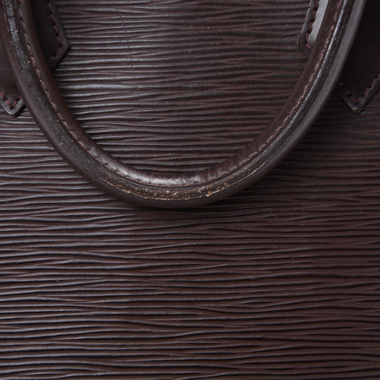 Louis Vuitton Epi Alma PM Moka 14 of 17