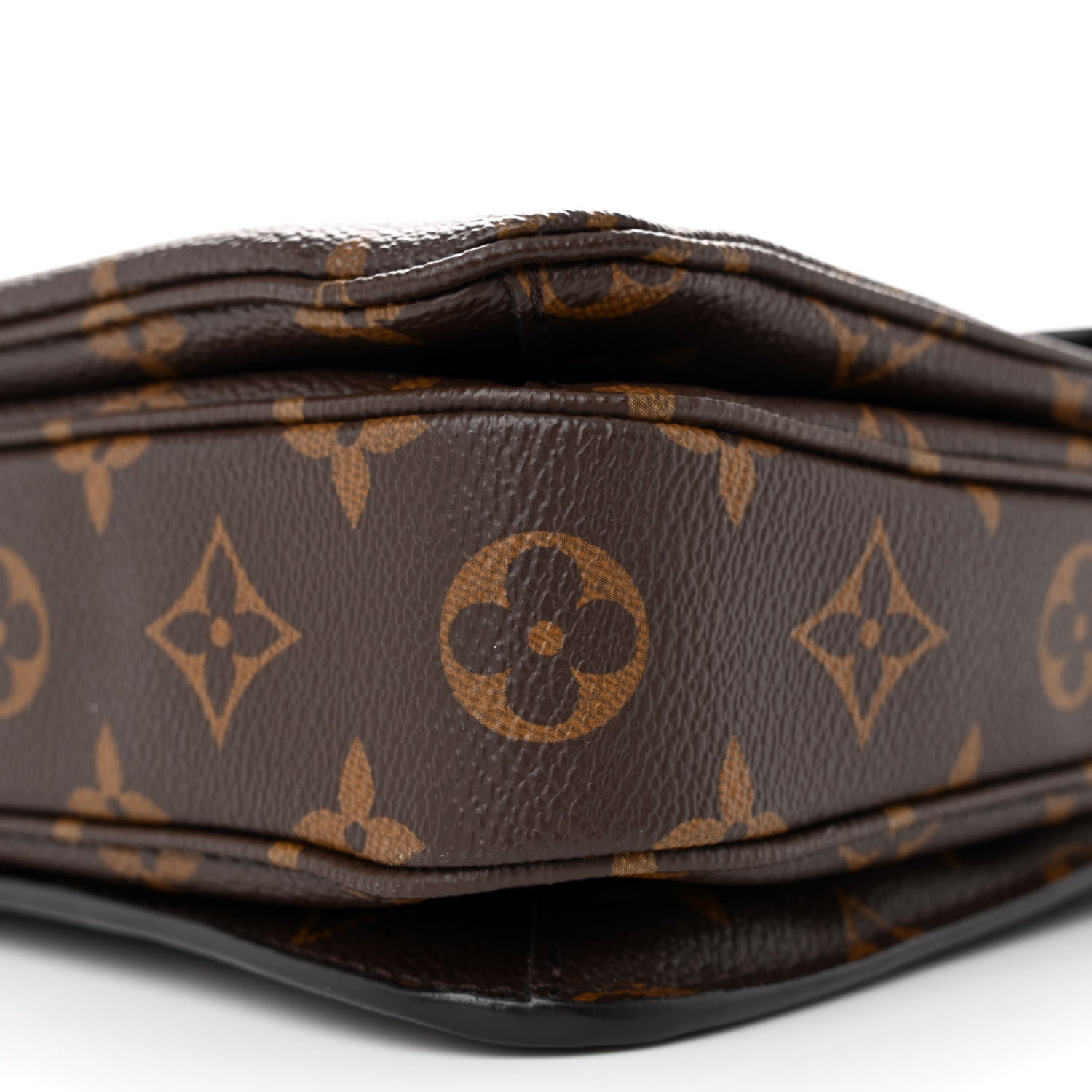 Louis Vuitton Monogram Pochette Metis 10 of 14