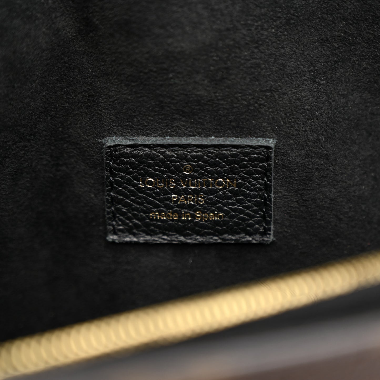 Monogram Victoire Black