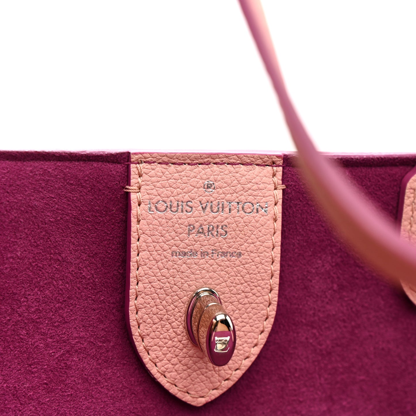 Calfskin Perforated Lockme Cabas Rose Poudre Creme
