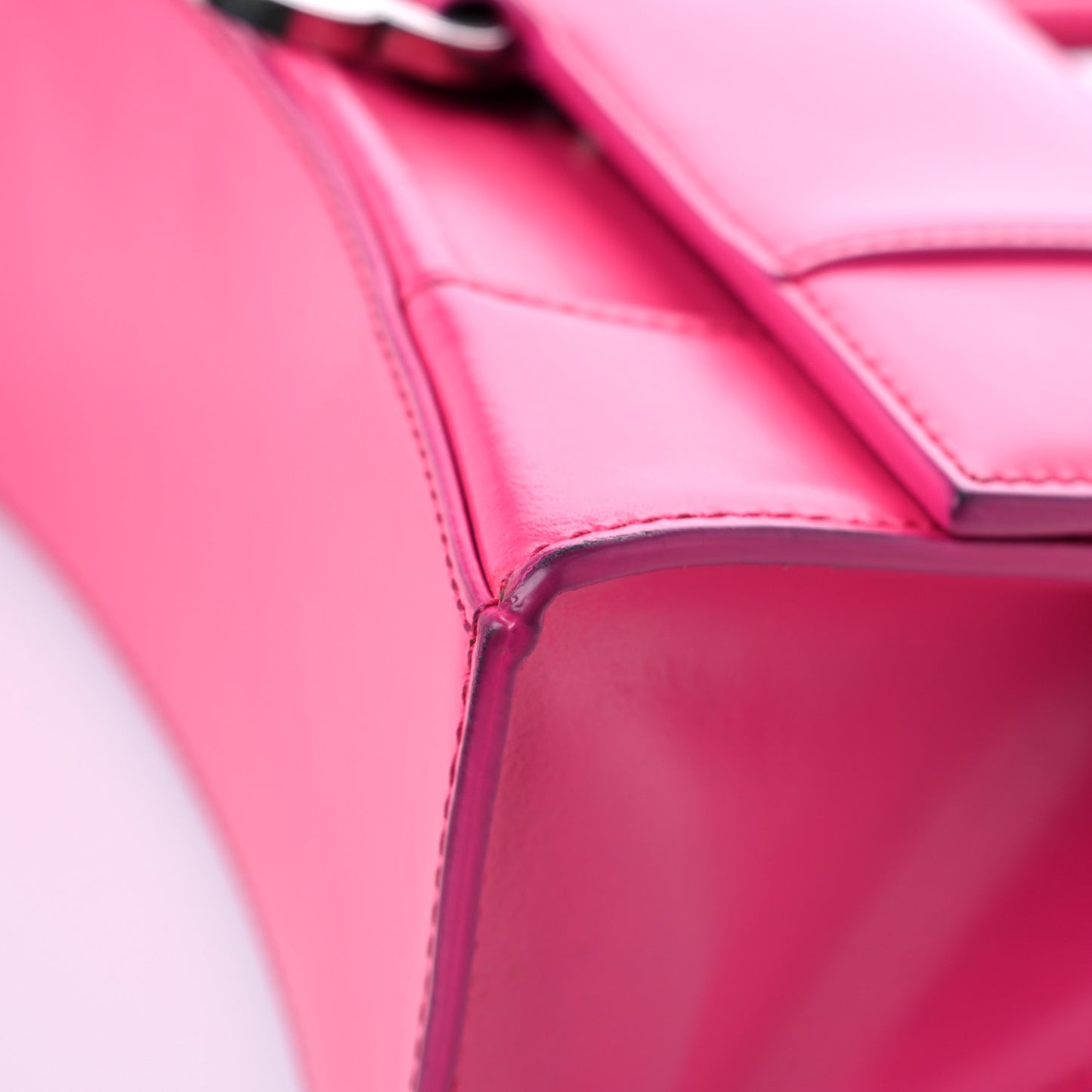 Shiny Box Calfskin Small Hourglass Top Handle Bag Acid Fuchsia