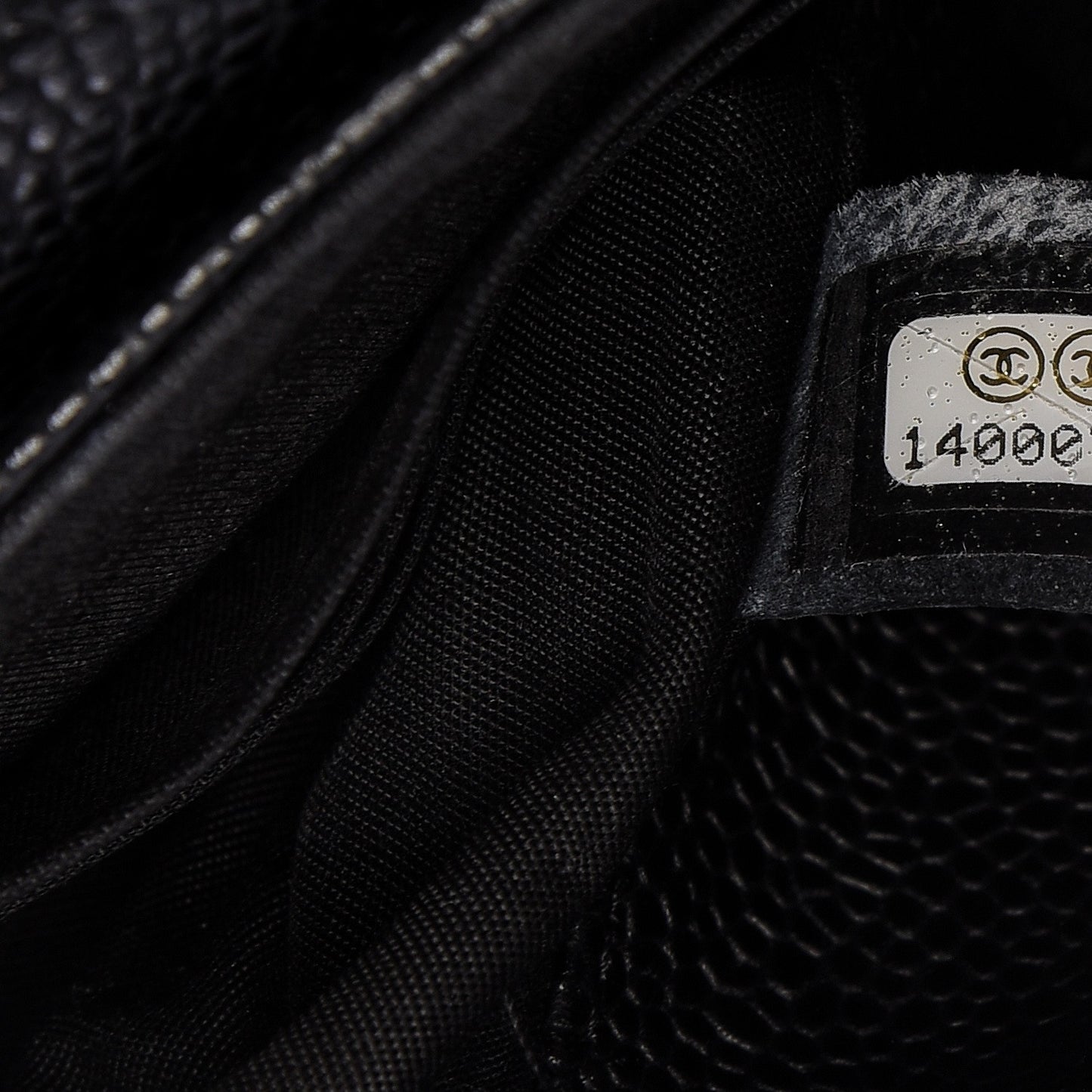 Caviar Half Moon Wallet On Chain WOC Black
