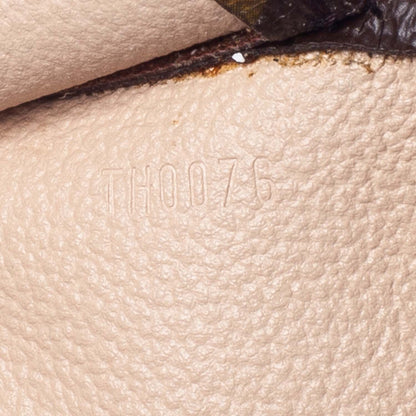 Louis Vuitton Monogram Toiletry Pouch 26 6 of 7