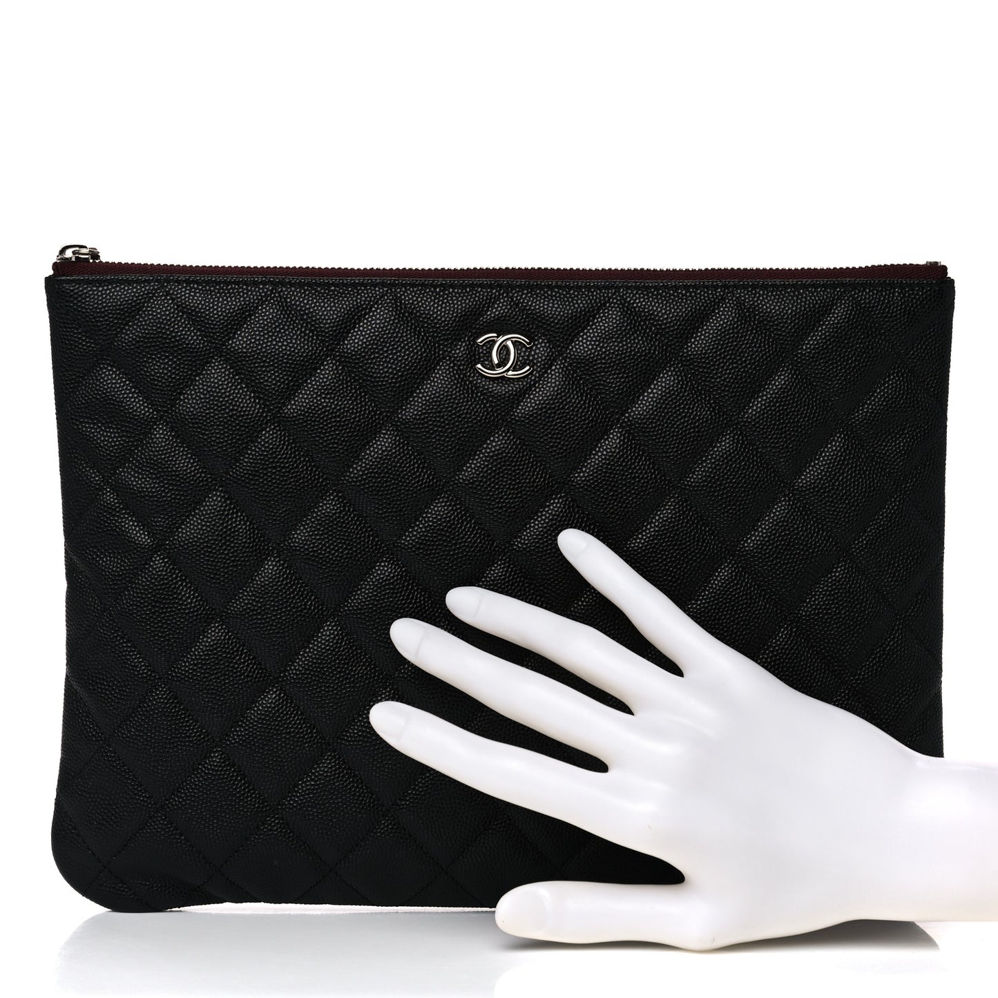 Caviar Quilted Medium Cosmetic Case Black