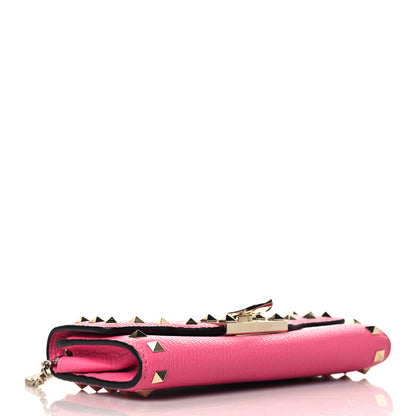Valentino Garavani Pebbled Calfskin Rockstud Flip Lock Wallet On Chain Feminine Pink 3 of 7