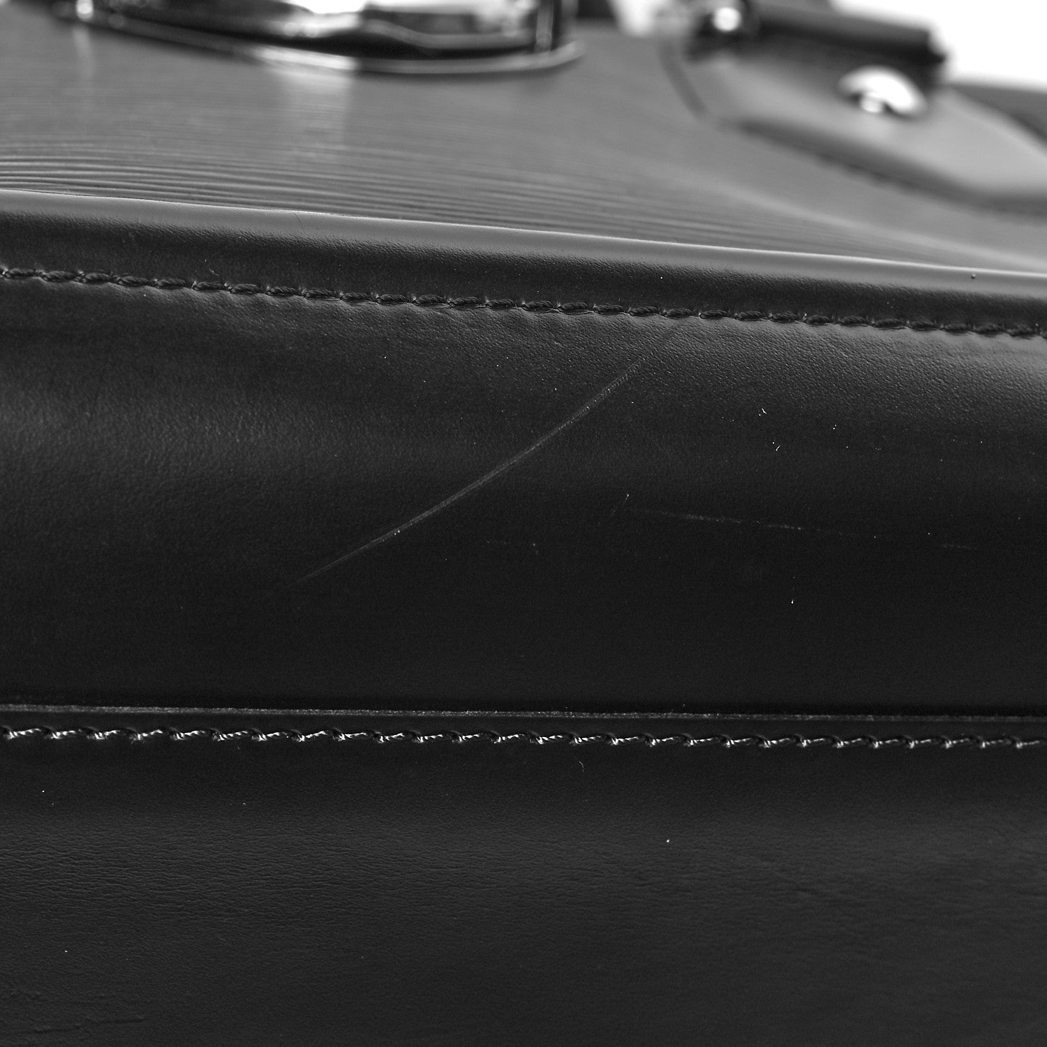 Louis Vuitton Epi Bowling Montaigne GM Black 12 of 13