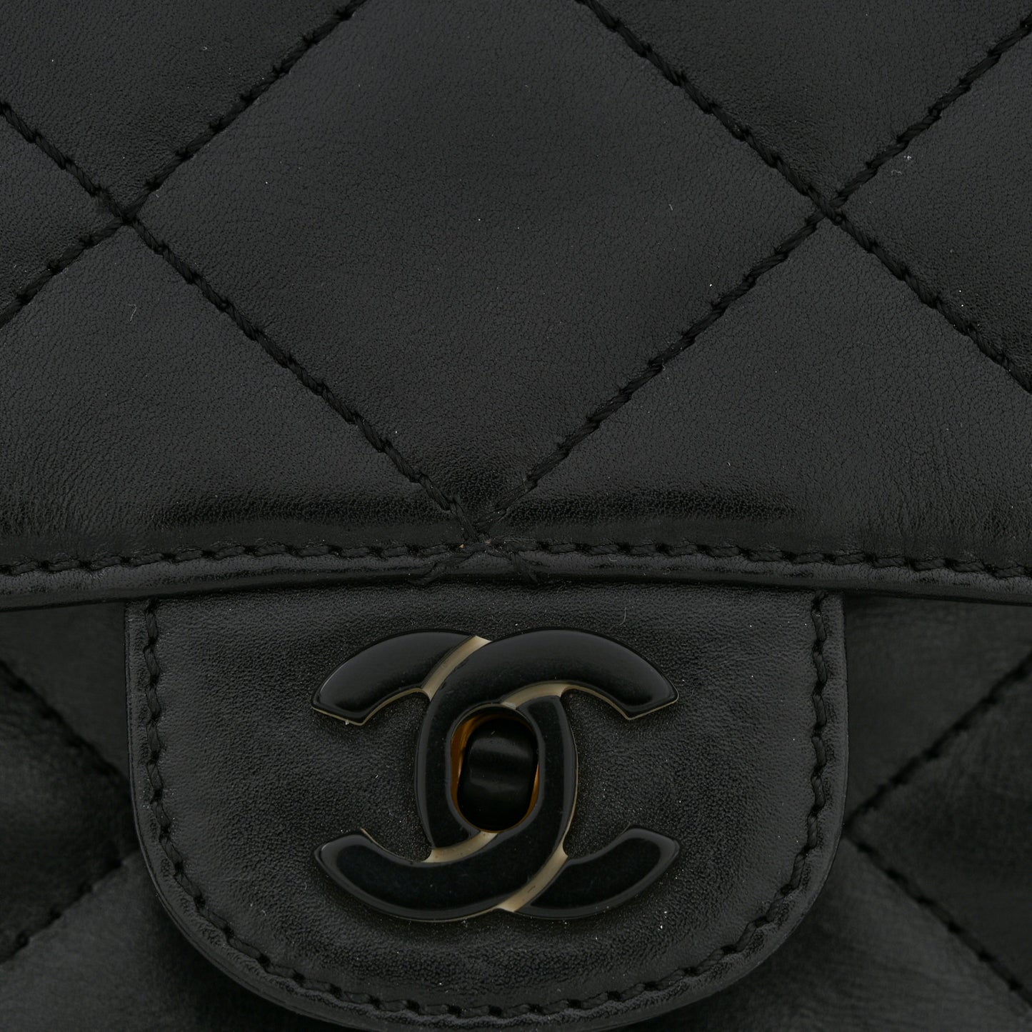 Lambskin Bekko Resin Medium Single Flap Black