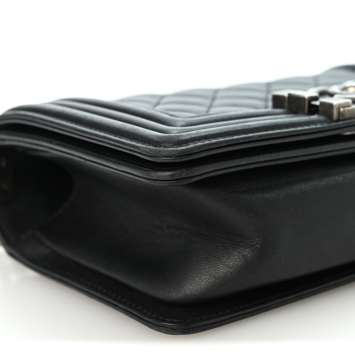 Lambskin Quilted Small Boy Flap Black