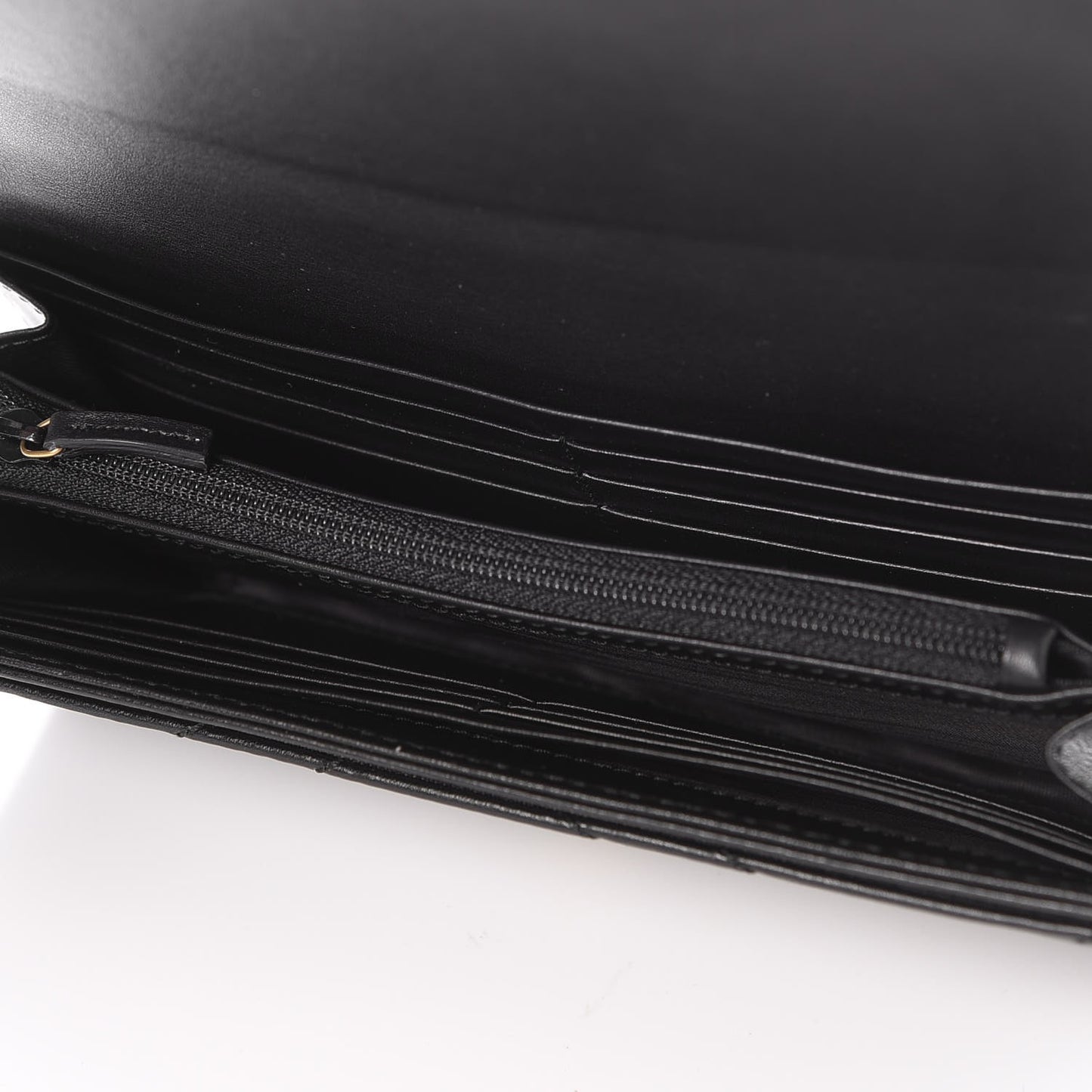 Calfskin Matelasse GG Marmont Continental Wallet Black
