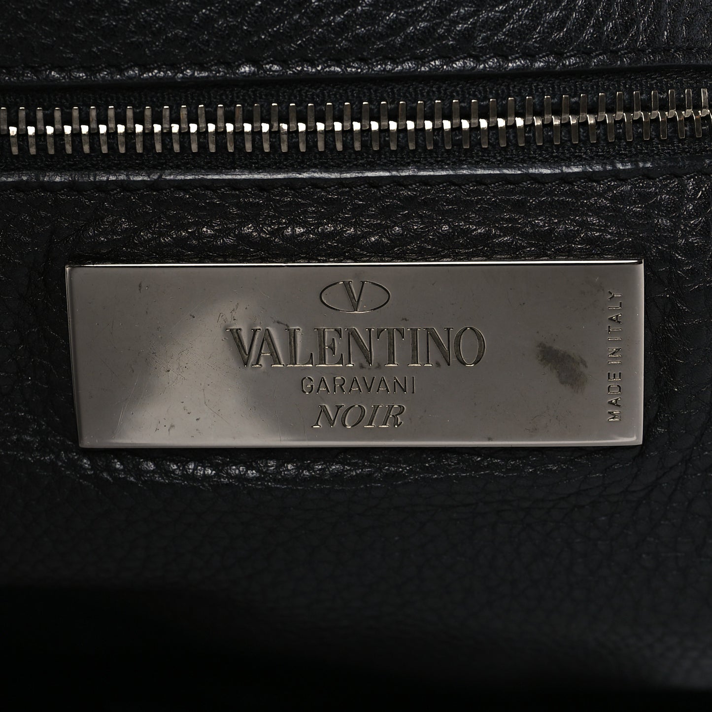 Grained Calfskin Onyx Medium Rockstud Rolling Tote Black