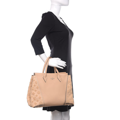Louis Vuitton Veau Cachemire Tote W PM Dune 2 of 12