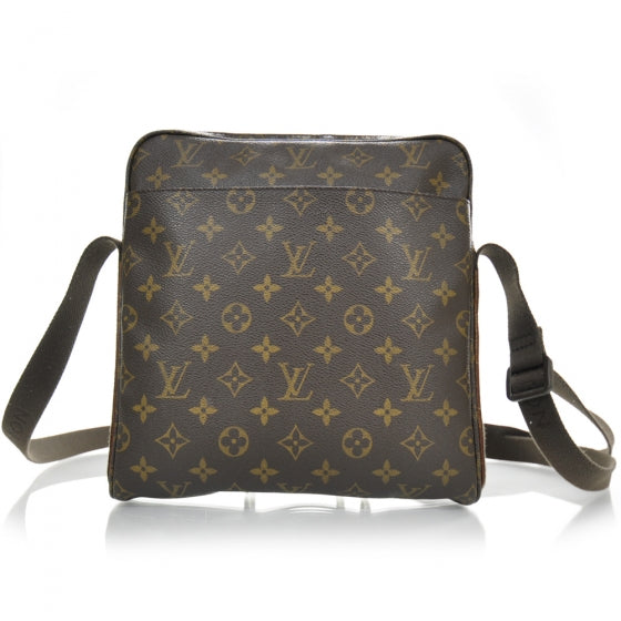 Louis Vuitton Monogram Trotteur Beaubourg 1 of 9