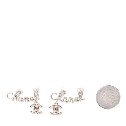 Chanel Metal Logo CC Turnlock Clip On Earrings Gold 2 of 4