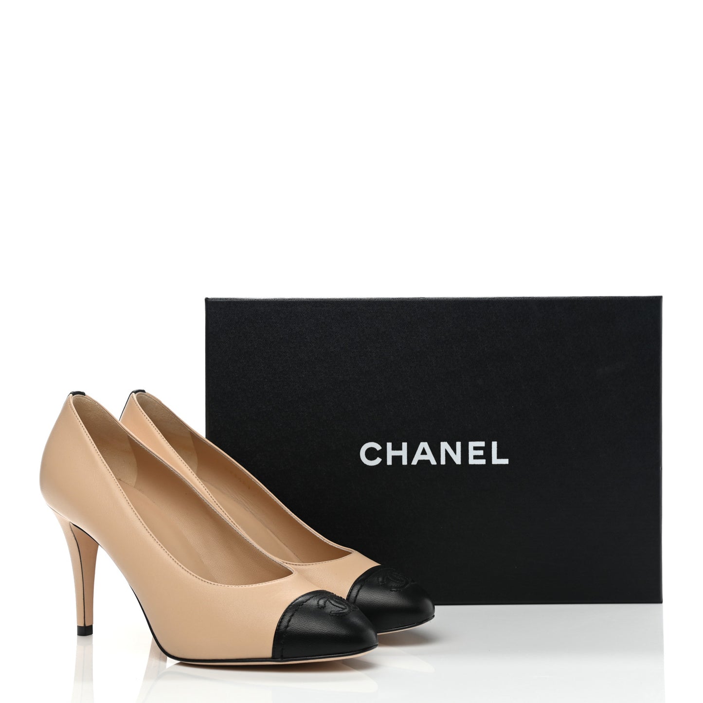 Lambskin Cap Toe Pumps 37.5 Beige Black